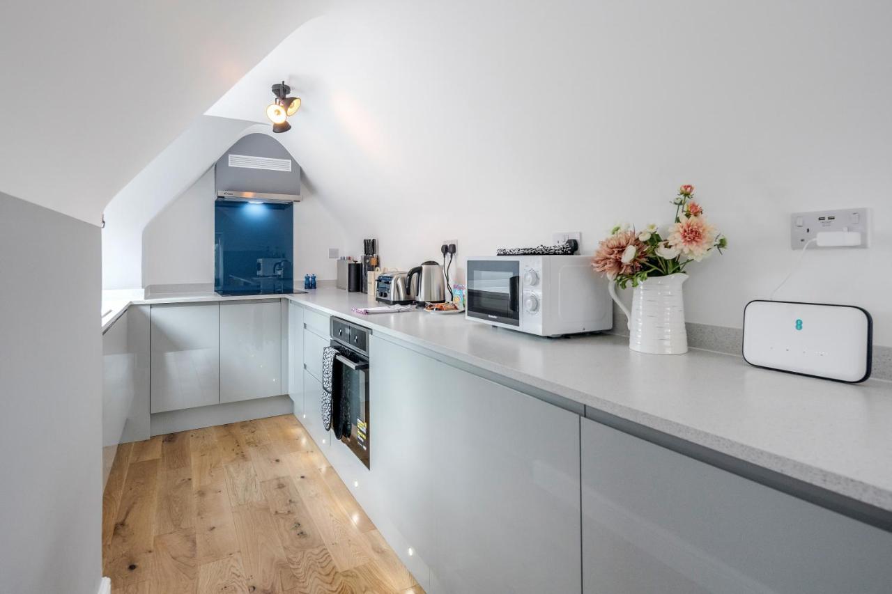 The Gem Of Central Winchester - Sleeps 4 Екстериор снимка