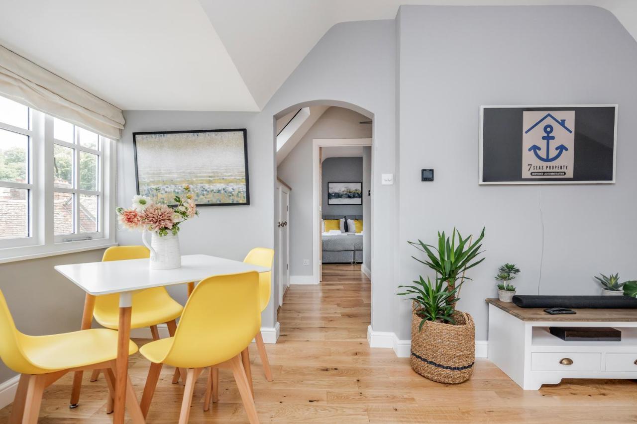 The Gem Of Central Winchester - Sleeps 4 Екстериор снимка