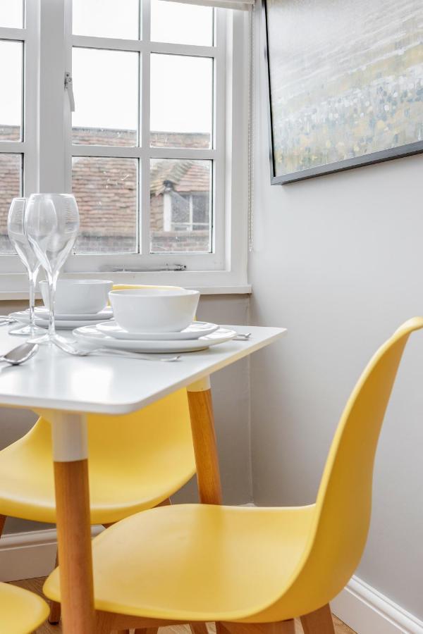 The Gem Of Central Winchester - Sleeps 4 Екстериор снимка